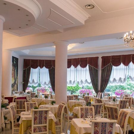 Hotel Internazionale Terme Abano Terme Esterno foto