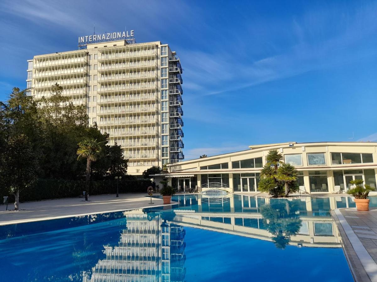 Hotel Internazionale Terme Abano Terme Esterno foto