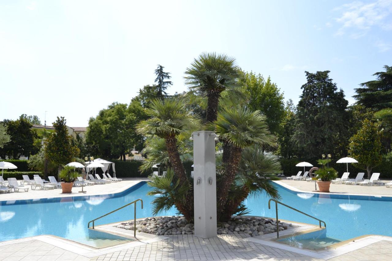 Hotel Internazionale Terme Abano Terme Esterno foto