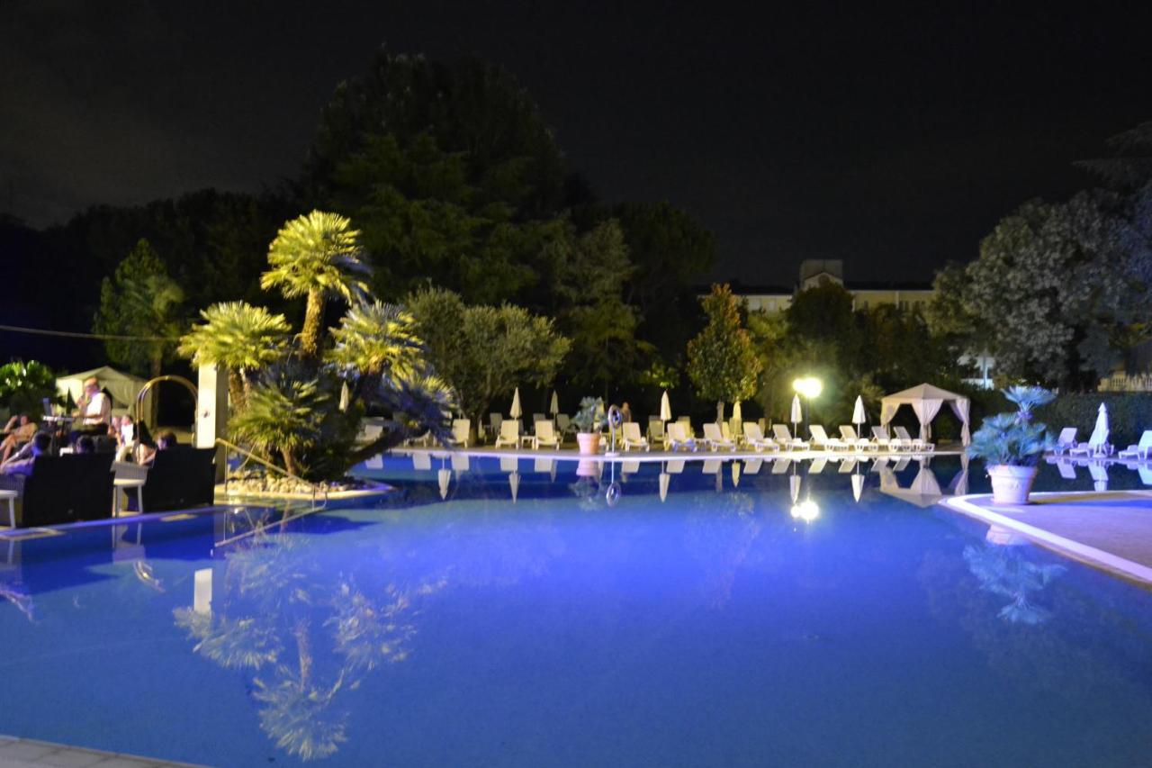 Hotel Internazionale Terme Abano Terme Esterno foto