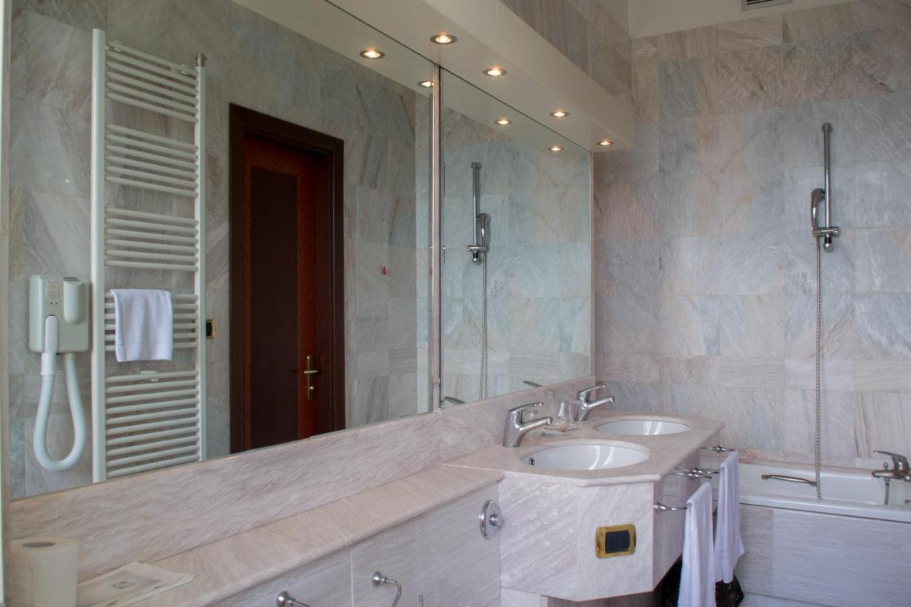 Hotel Internazionale Terme Abano Terme Esterno foto