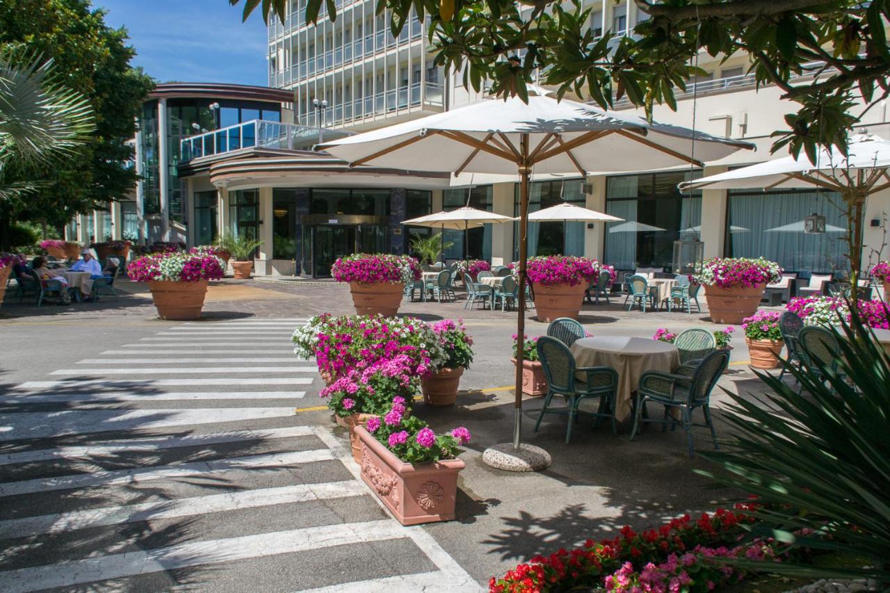 Hotel Internazionale Terme Abano Terme Esterno foto