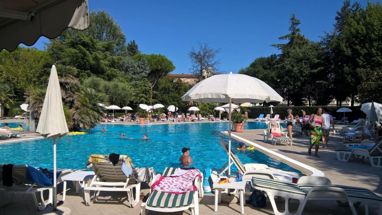 Hotel Internazionale Terme Abano Terme Esterno foto