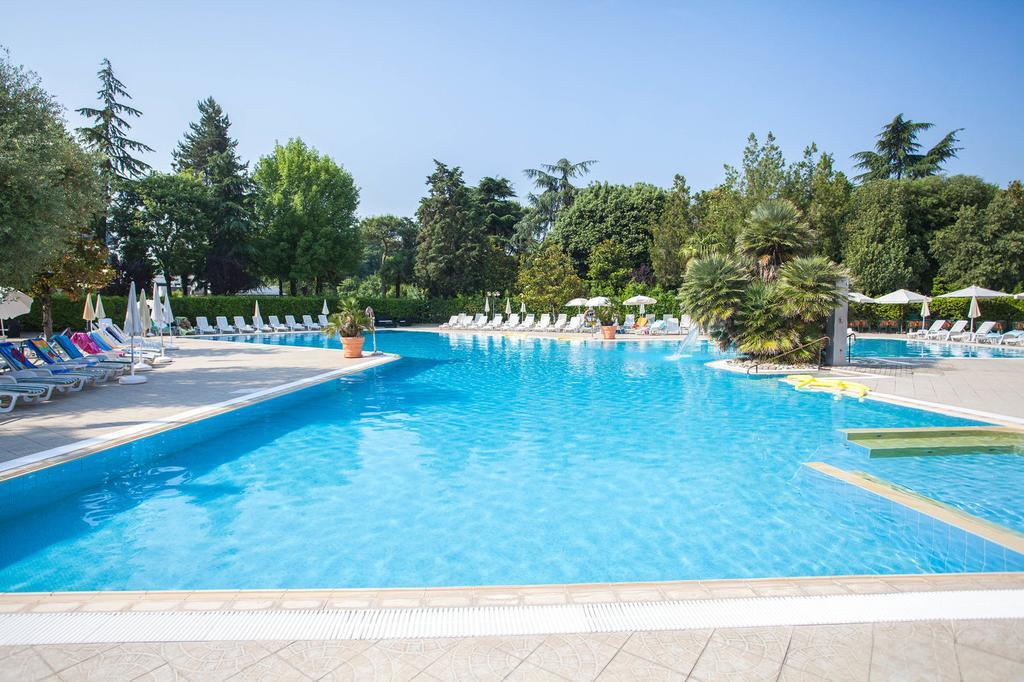 Hotel Internazionale Terme Abano Terme Esterno foto