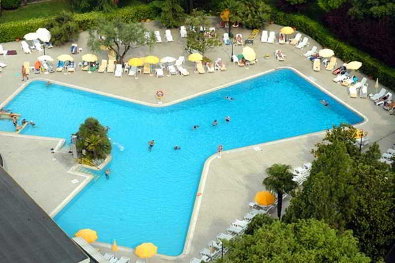 Hotel Internazionale Terme Abano Terme Esterno foto
