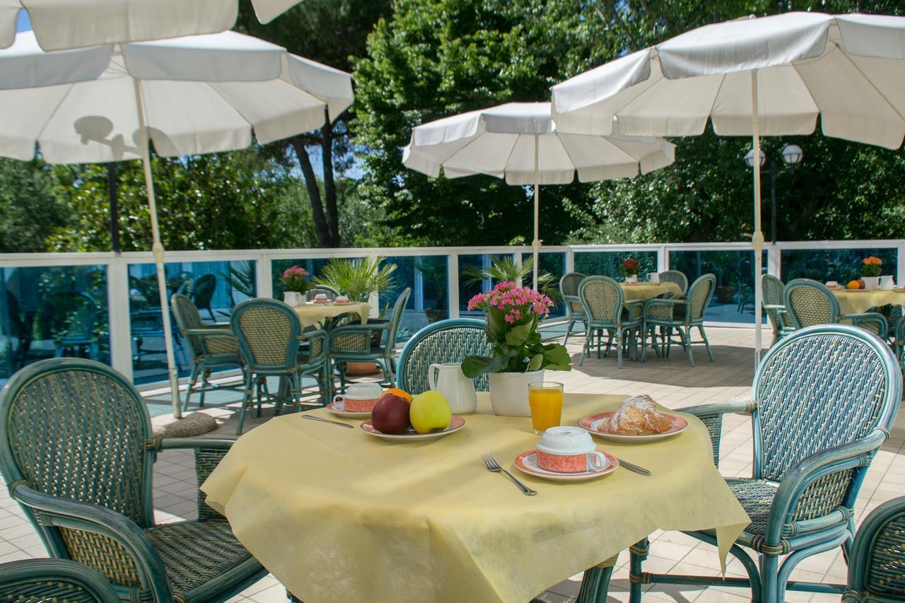 Hotel Internazionale Terme Abano Terme Esterno foto