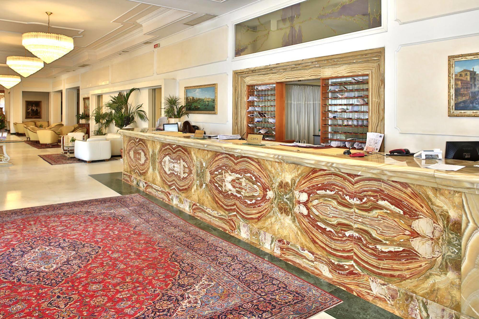 Hotel Internazionale Terme Abano Terme Esterno foto