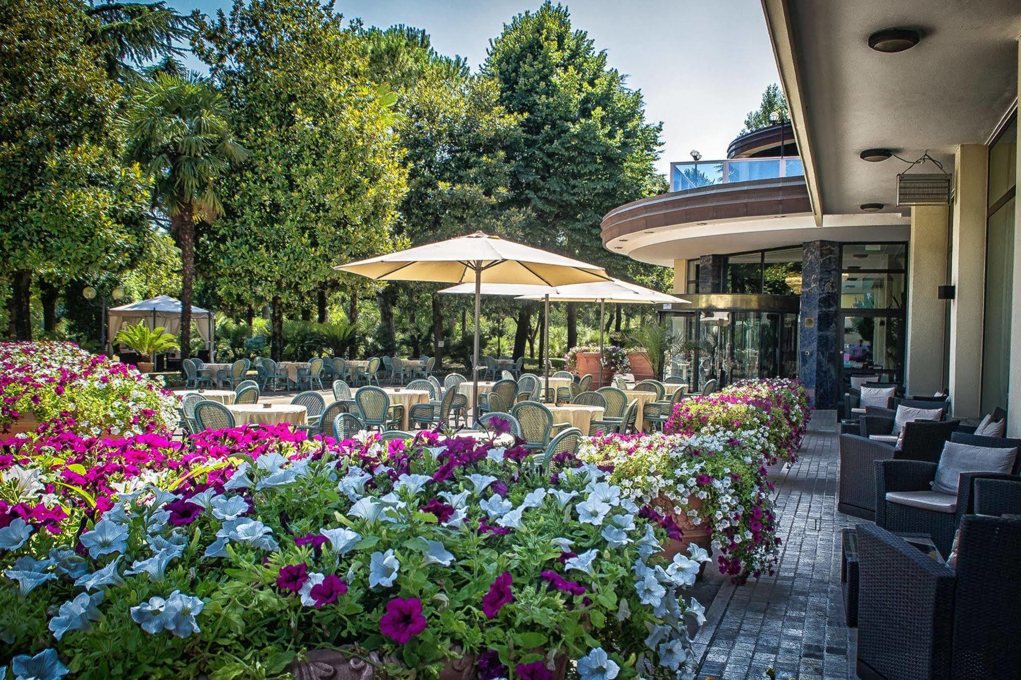 Hotel Internazionale Terme Abano Terme Esterno foto
